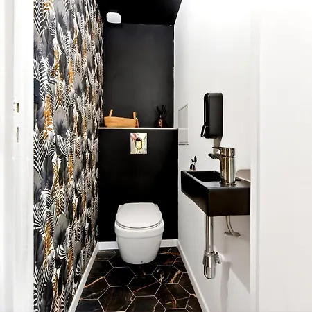 5 Pers - Centre - Climatise * Menton