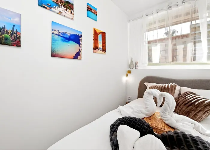 5 Pers - Centre - Climatise Menton